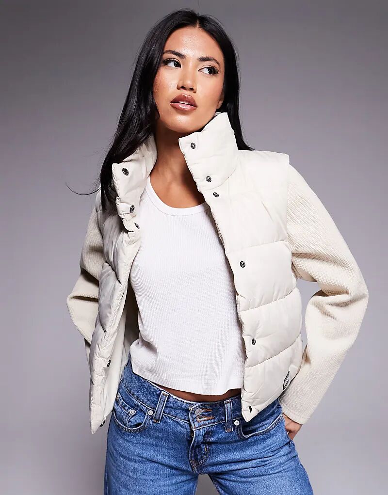 

Стеганая куртка Barbour International San Telmo с трикотажными рукавами цвета экрю