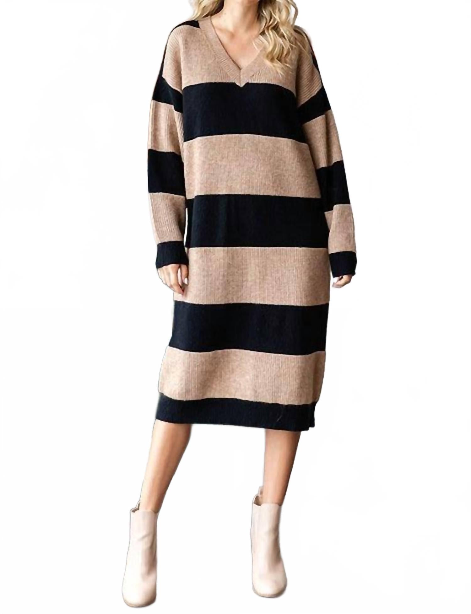 

Полосатое трикотажное платье-свитер черного цвета First Love, черный