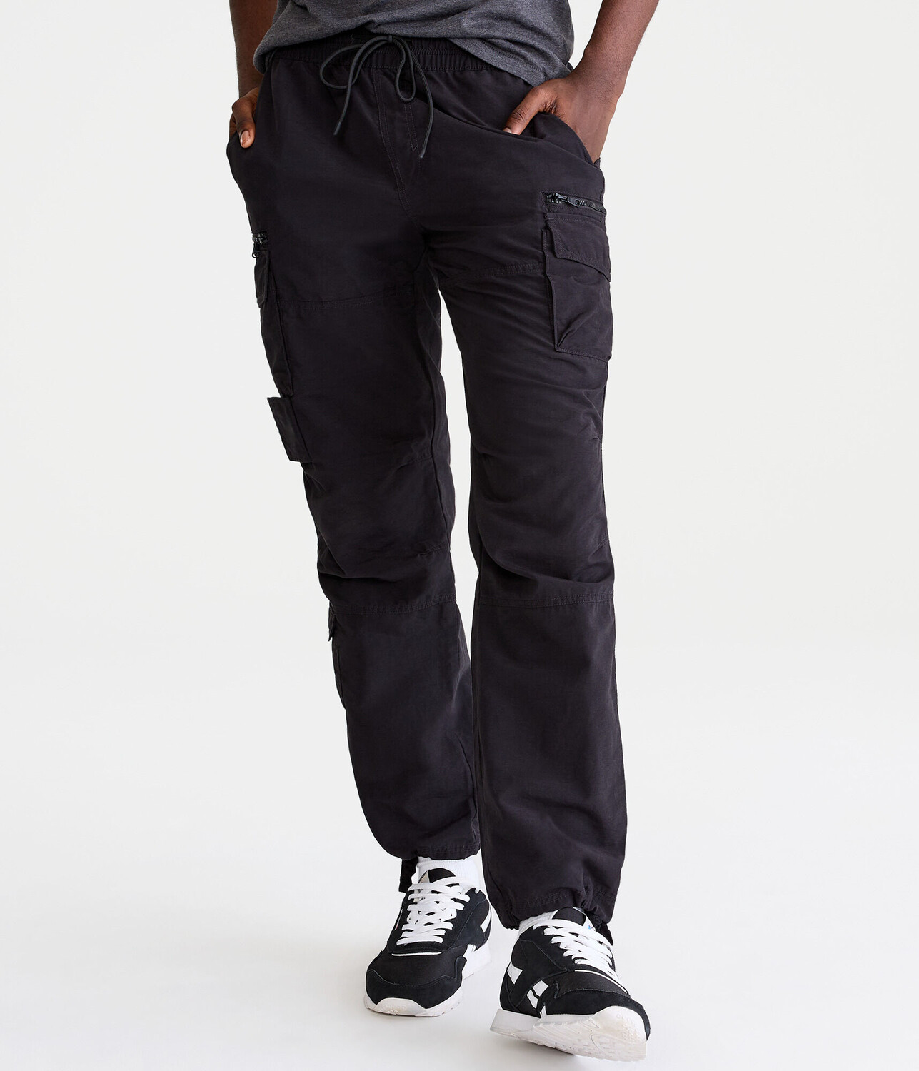 

Технические брюки Aeropostale, черный