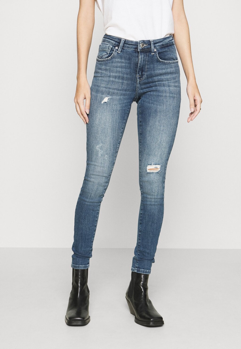 

Джинсы Skinny Fit ONLY