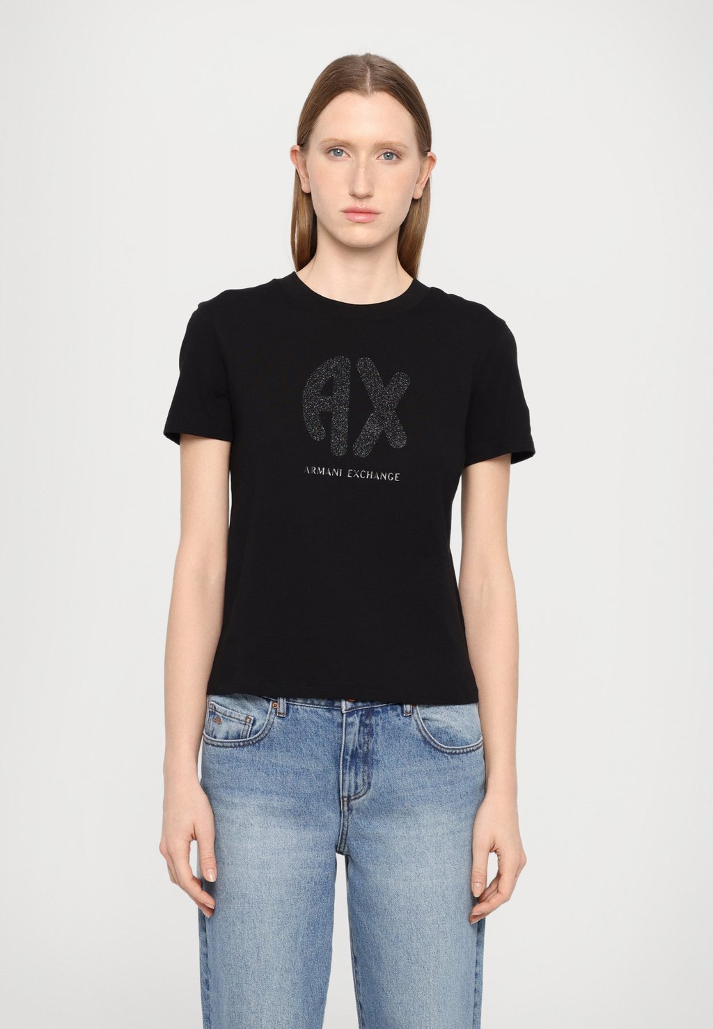 

Футболка с принтом Armani Exchange, черный