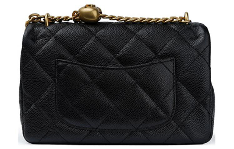 CHANEL Сумка через плечо на цепочке из тисненой кожи с принтом зерно — фото 3