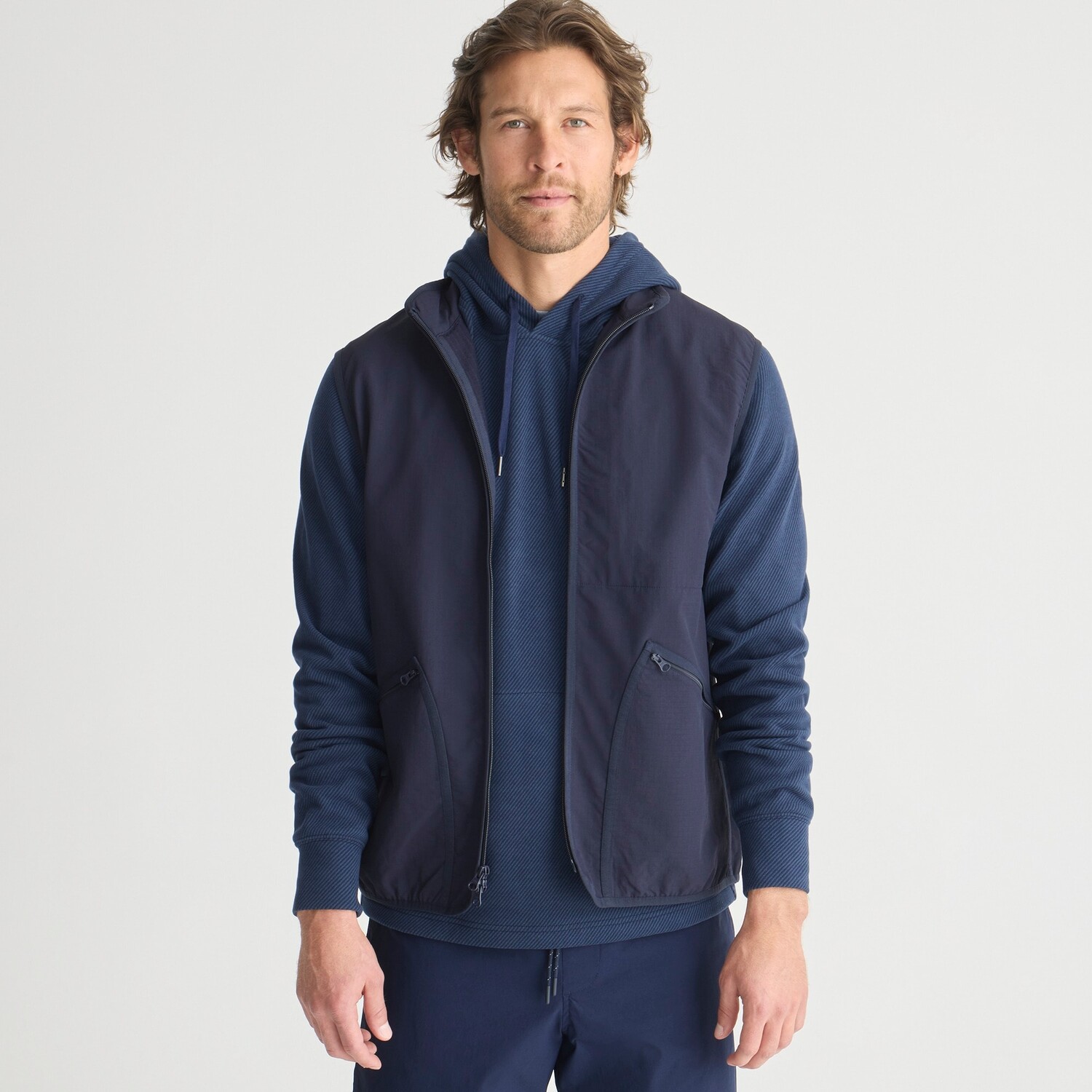

Эластичный технический жилет J.Crew, индиго