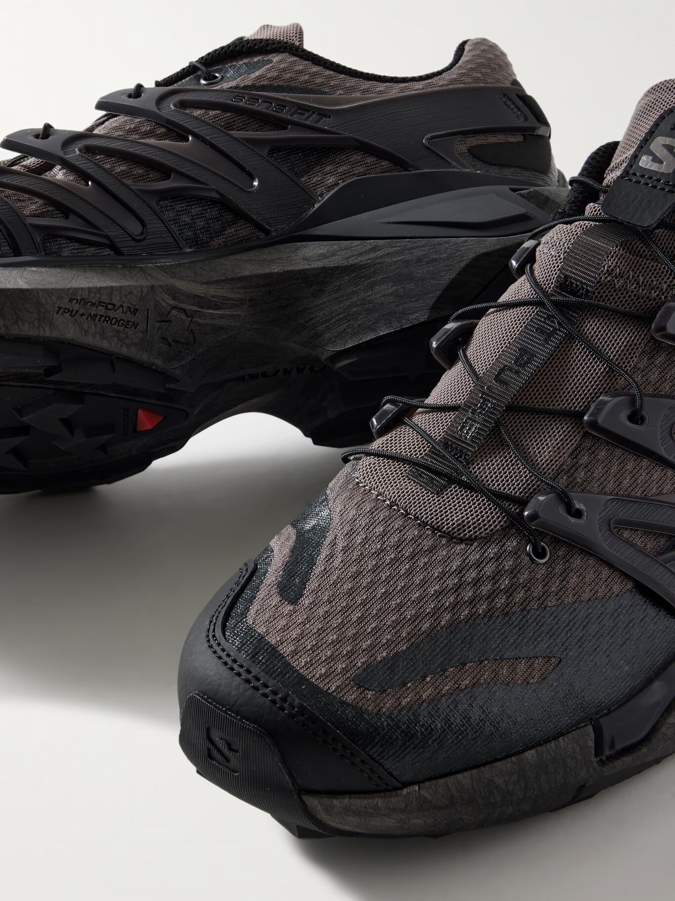 

Кроссовки XT PU.RE ADVANCED с резиновой отделкой из сетки SALOMON, черный