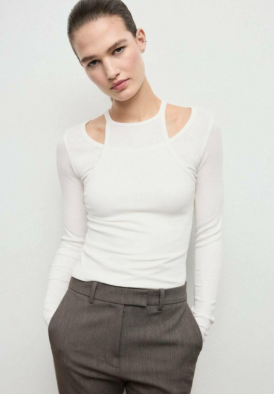 

Топ Mango Long sleeved top, Gebroken Wit/Off-White