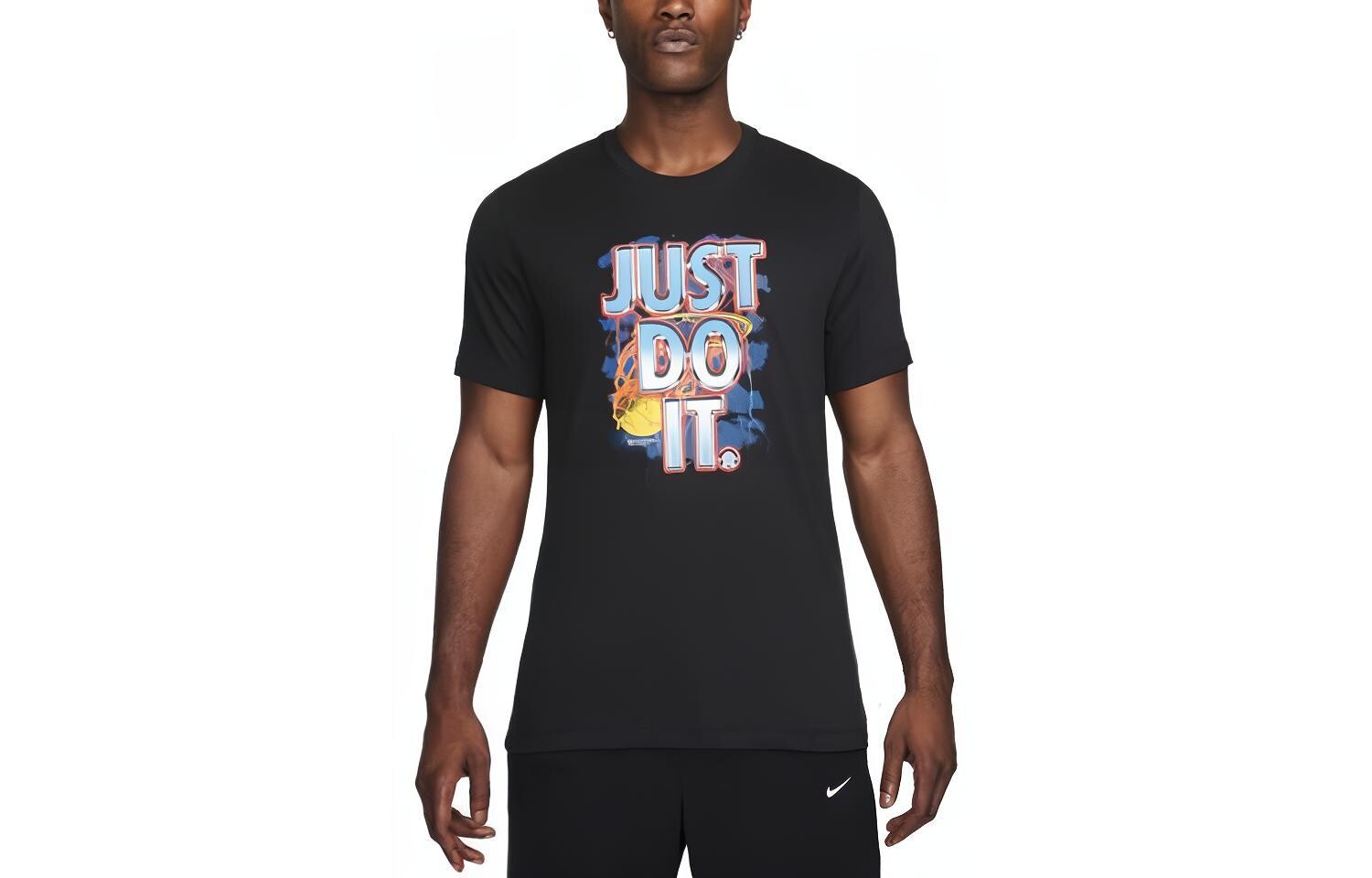 

Футболка мужская черная Nike, черный