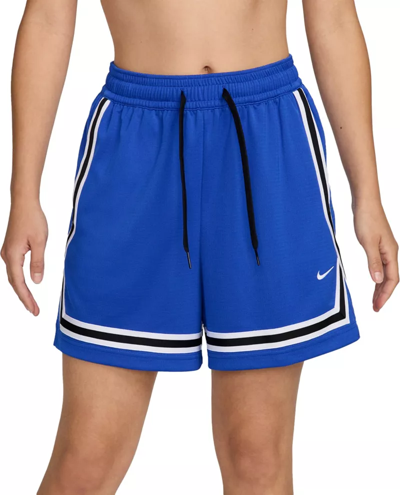 

Женские баскетбольные шорты Nike Crossover Dri-FIT 5 дюймов, цвет Hyper Royal