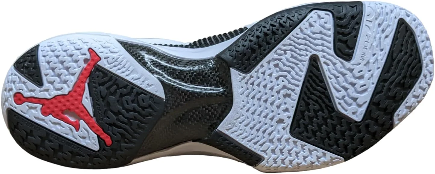 Мужские беговые кроссовки Nike Jordan Access, белый/черный/красный — фото 4