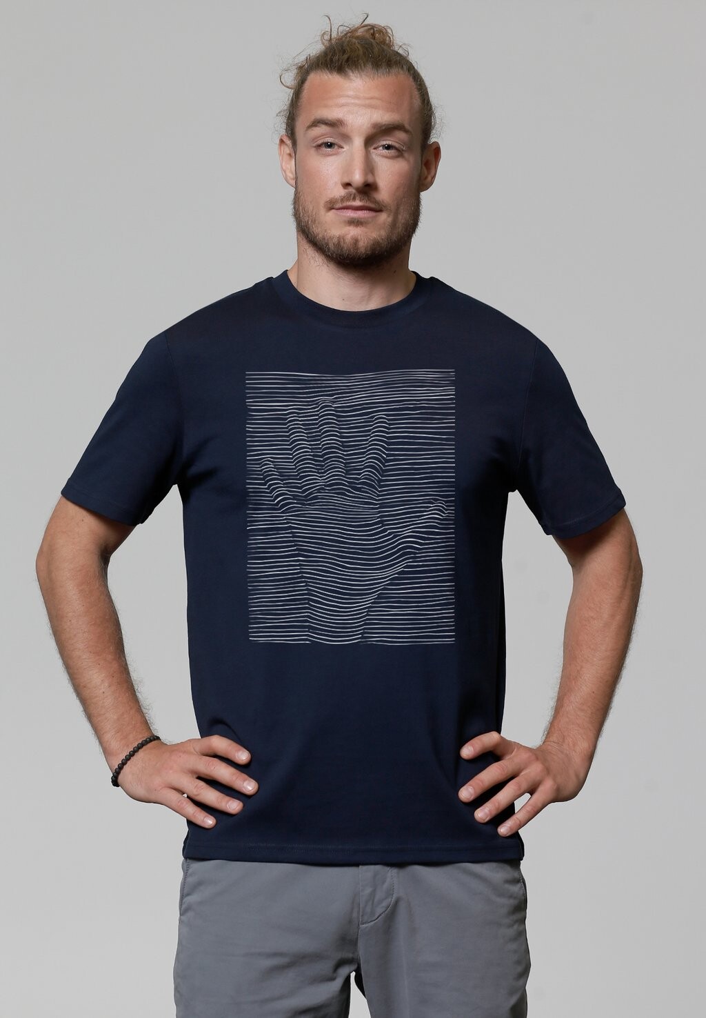 

Футболка с принтом 3DILLUSION watapparel, темно-синий