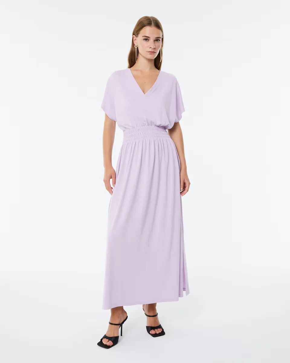 

Трикотажное платье с короткими рукавами и V-образным вырезом Paz Torras, сиреневый
