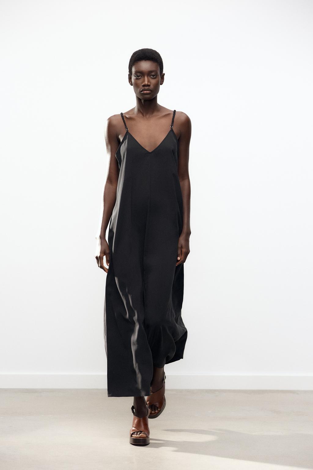 

Длинное платье на бретельках ZARA, черный