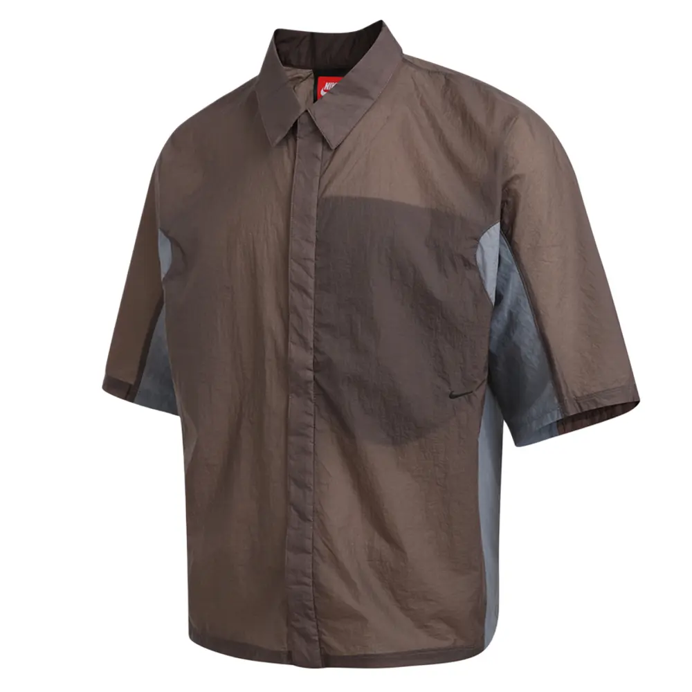 

Nike Мужская рубашка с коричневым лацканом, средней высоты