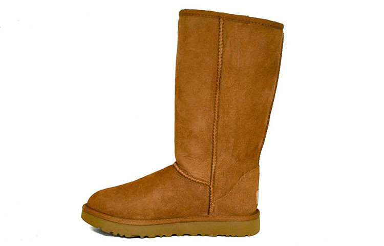 Угги женские UGG Classic Tall II, коричневый