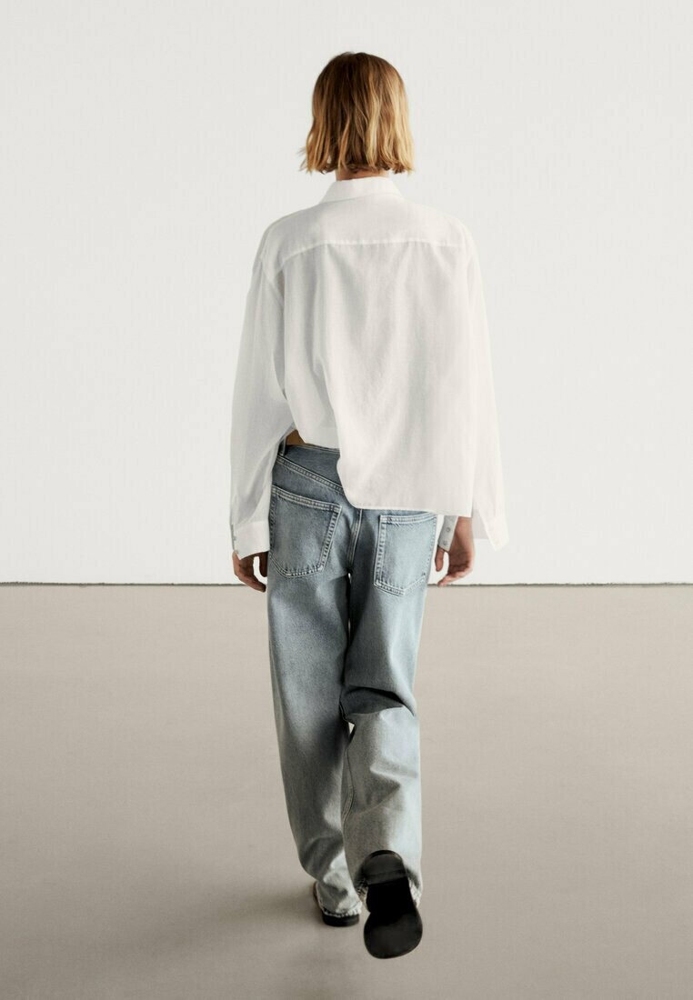 

Рубашка-блузка WITH CHEST DETAIL AND CONTRAST Massimo Dutti, белый