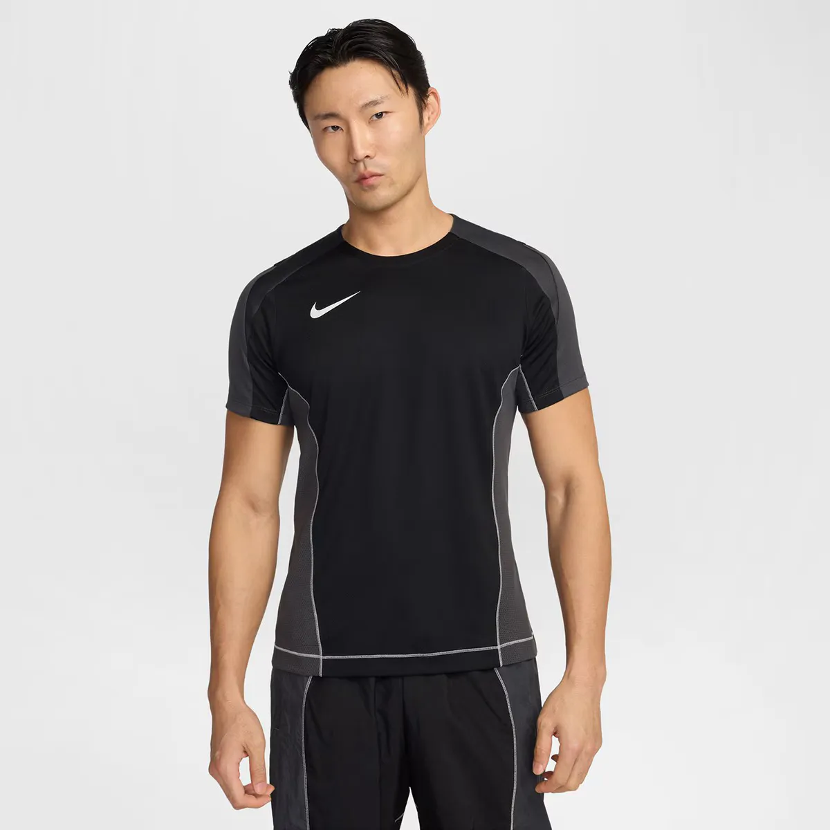 

Мужская футболка Nike Strike, чёрный