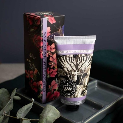 Крем для рук Kew Gardens Geranium and Basil Увлажняющий для сухих рук 75 мл The English Soap Company — фото 2