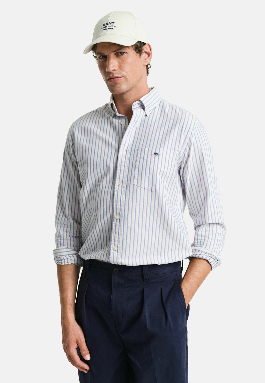 

Рубашка REGULAR FIT STRIPED OXFORD GANT, светло-розовый