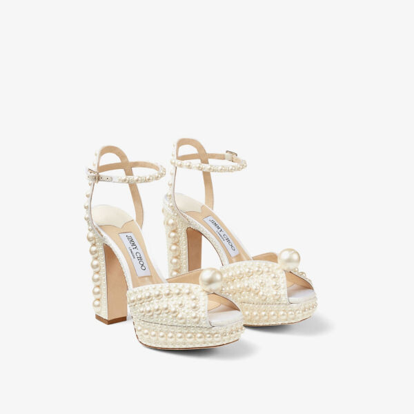 Сатиновые босоножки на платформе Sacaria 120 с жемчугом Jimmy Choo, белый — фото 4