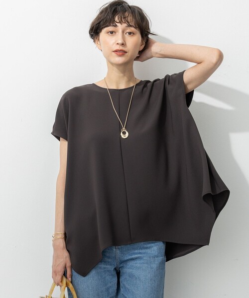 

23区 L Футболка из эластичного жоржета с асимметричным низом, защита от УФ-излучения, охлаждающая, быстросохнущая, 23区, темно-коричневая