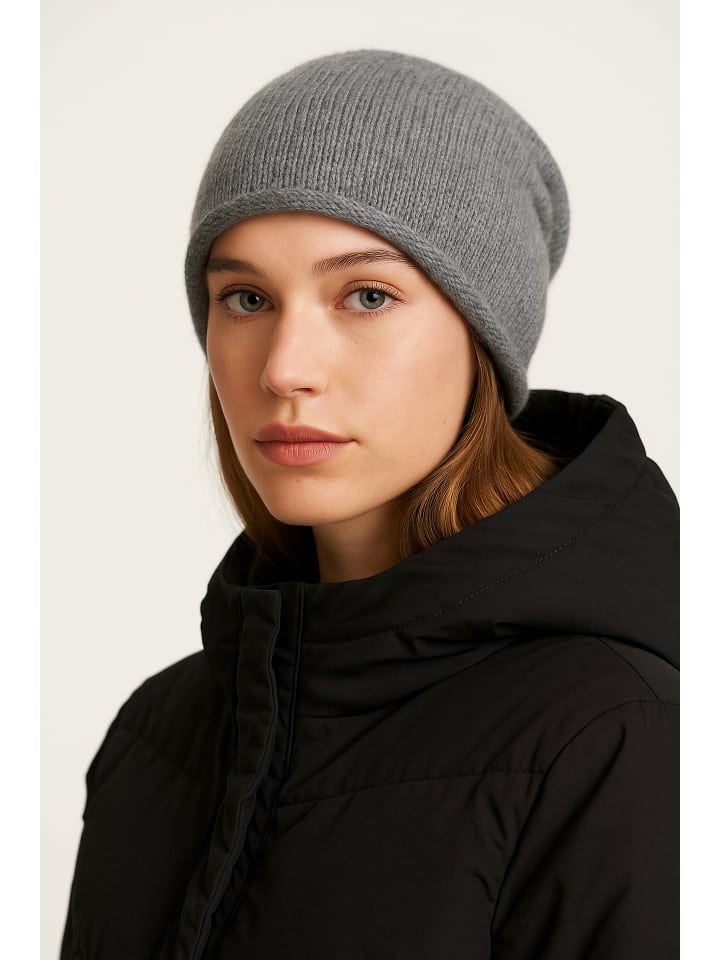 

Collezione alessandro Шапка "Amici" серого цвета