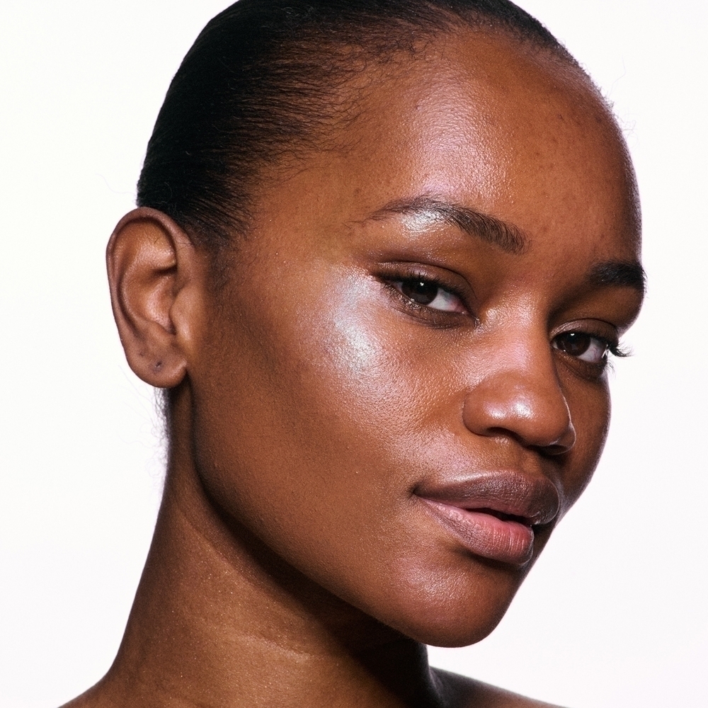 Жидкий хайлайтер Skinfinish Lightstruck Mac Cosmetics, atspalvis glacial 15 мл — фото 3