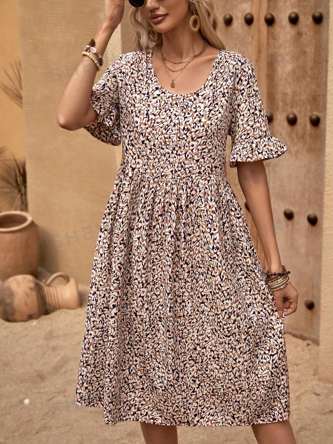 

Платье Shein Lune Romantic Vacation с цветочным принтом, абрикосовый