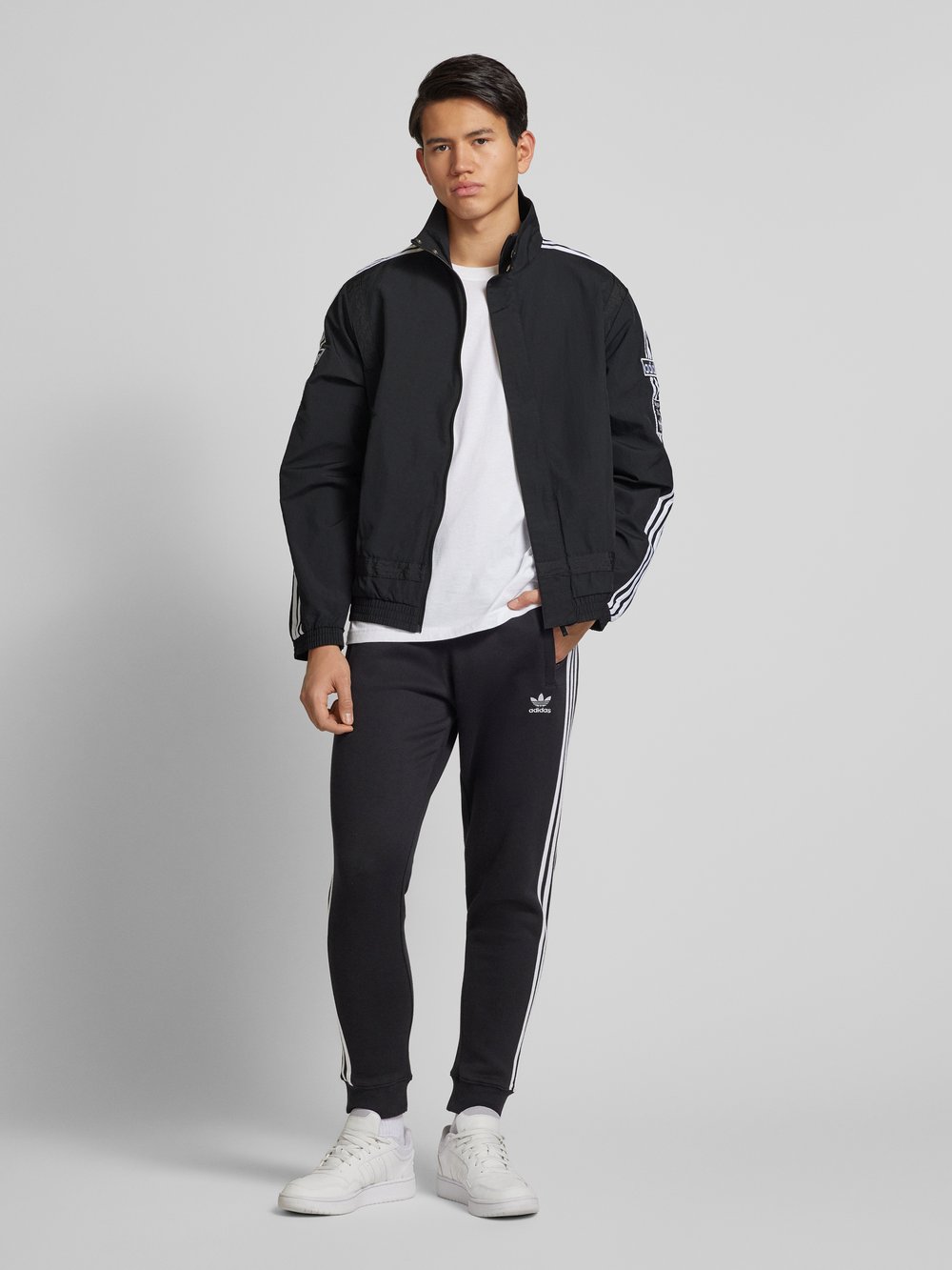 

Толстовка с воротником-стойкой модель 'BECKENBAUER' adidas Originals, черный