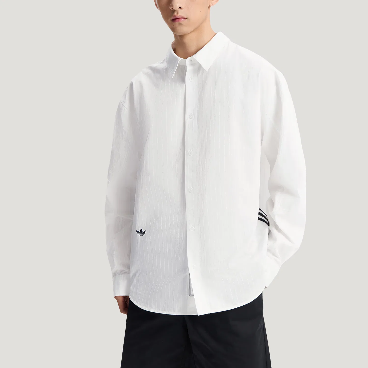Рубашка REFINED LUXE унисекс белая с отложным воротником Adidas Originals, White — фото 4
