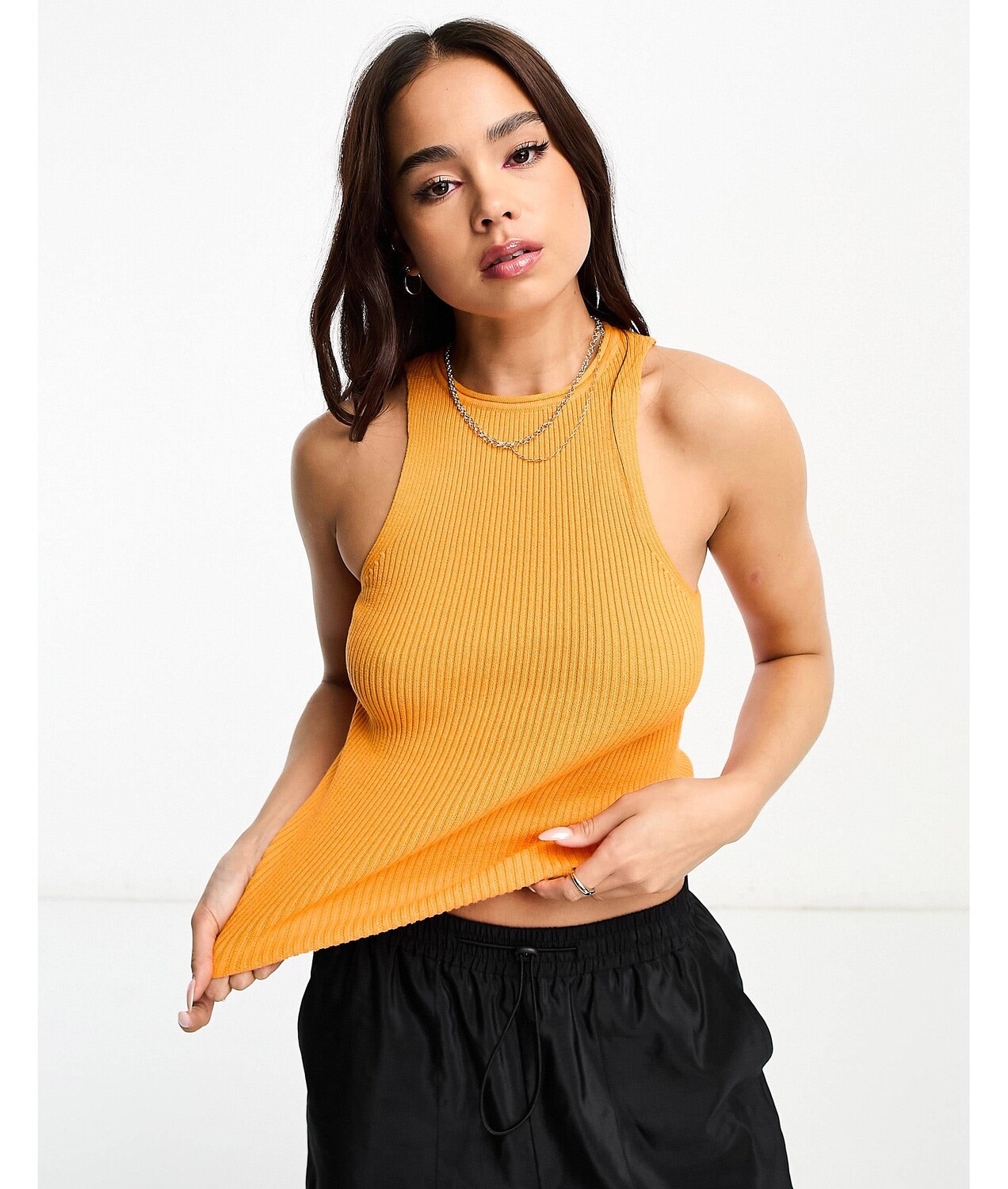 

Оранжевый вязаный жилет ASOS DESIGN