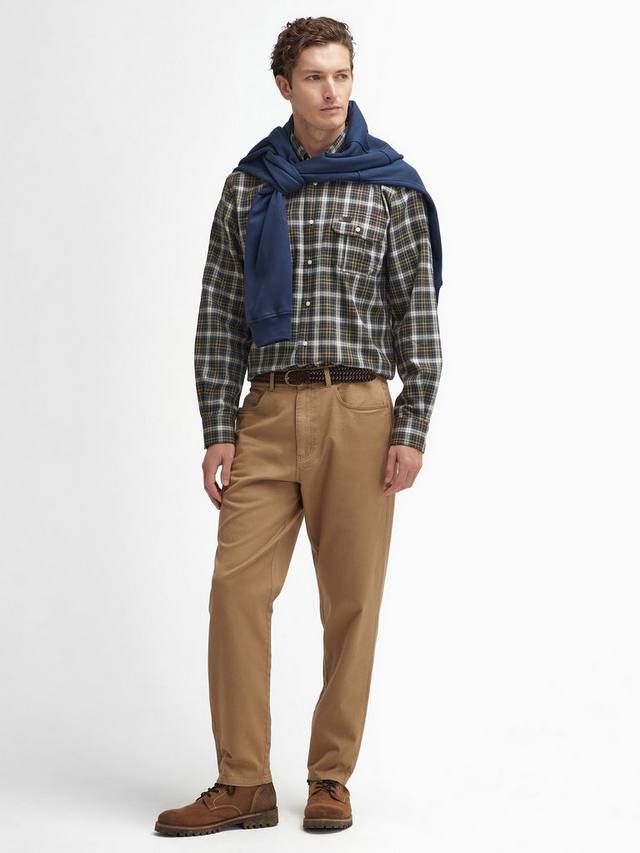 

Выстиранные эластичные обычные брюки Barbour, цвет Stone