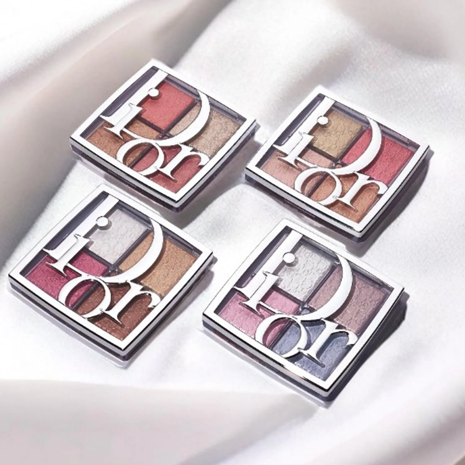 Хайлайтер Dior Backstage Glow Maximizer Palette 003 Pearly Peach Glow 10 г — фото 4