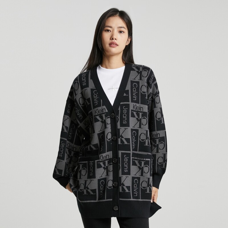 

Свитер женский Calvin Klein Jeans жаккардовый, черный