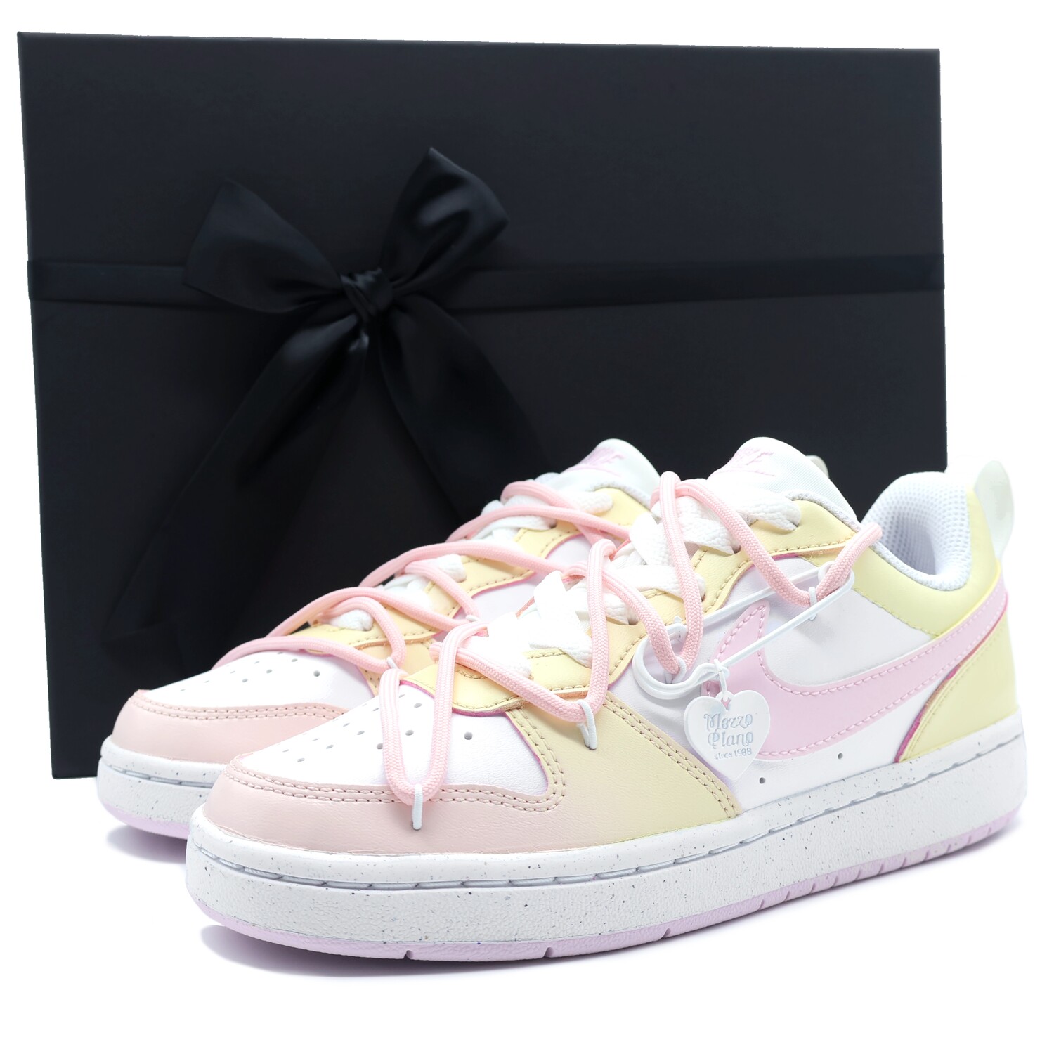 

Женские кроссовки для скейтбординга Nike Court Borough, Pastel Yellow
