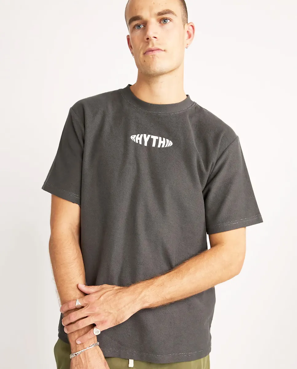 

Мужская однотонная футболка Terry Contrast Stitch с короткими рукавами и контрастным воротником Rhythm, черный