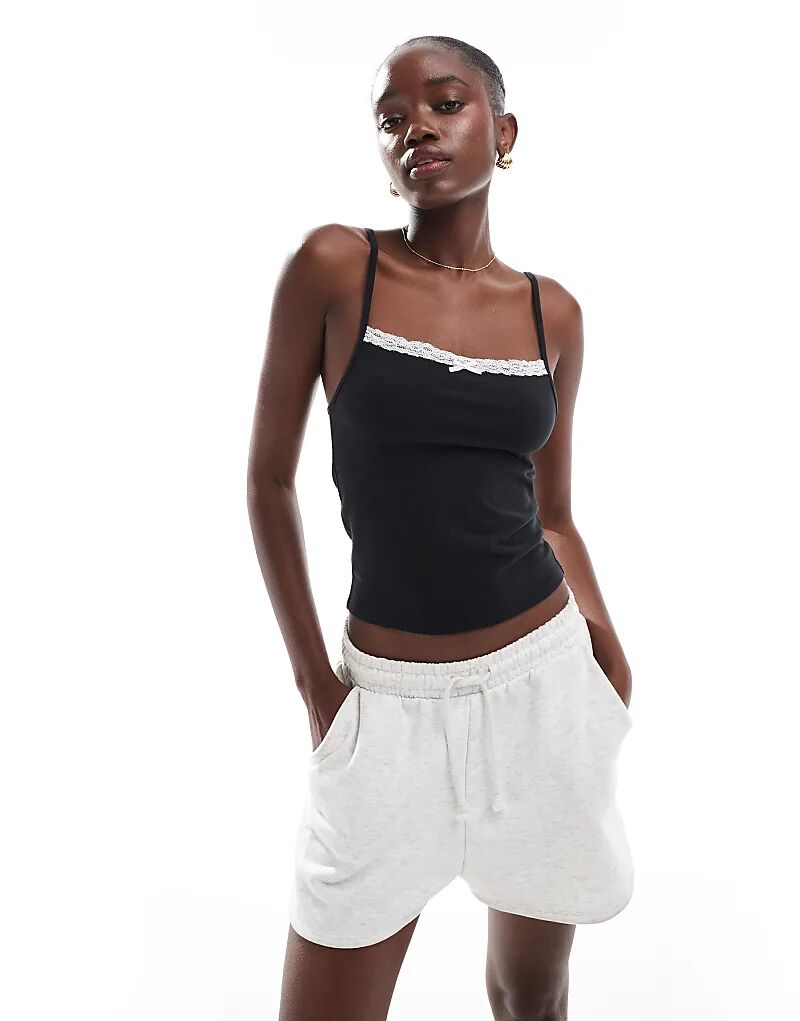 

Майка-топ из джерси с персиковым оттенком, черного цвета Cotton:On