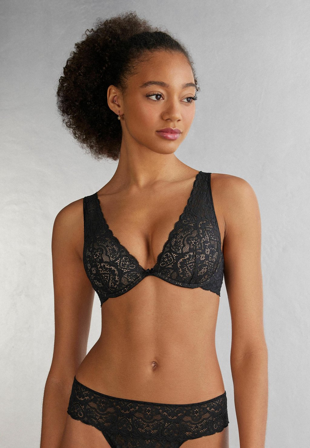 

Бюстгальтер балконет ELENA Intimissimi, черный