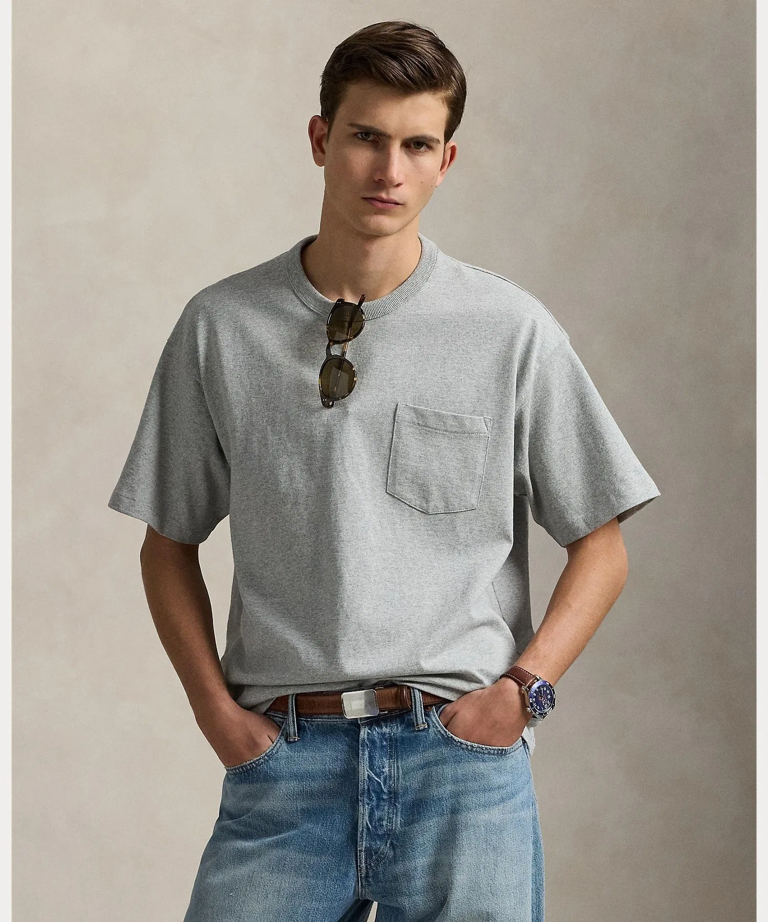 Мужская хлопковая футболка POLO RALPH LAUREN с карманом серого цвета