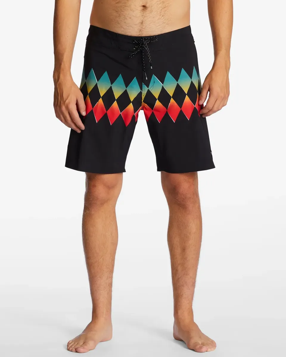 

Пляжные шорты Billabong "Andy Irons Tribong Ciclo Pro", цвет Rasta