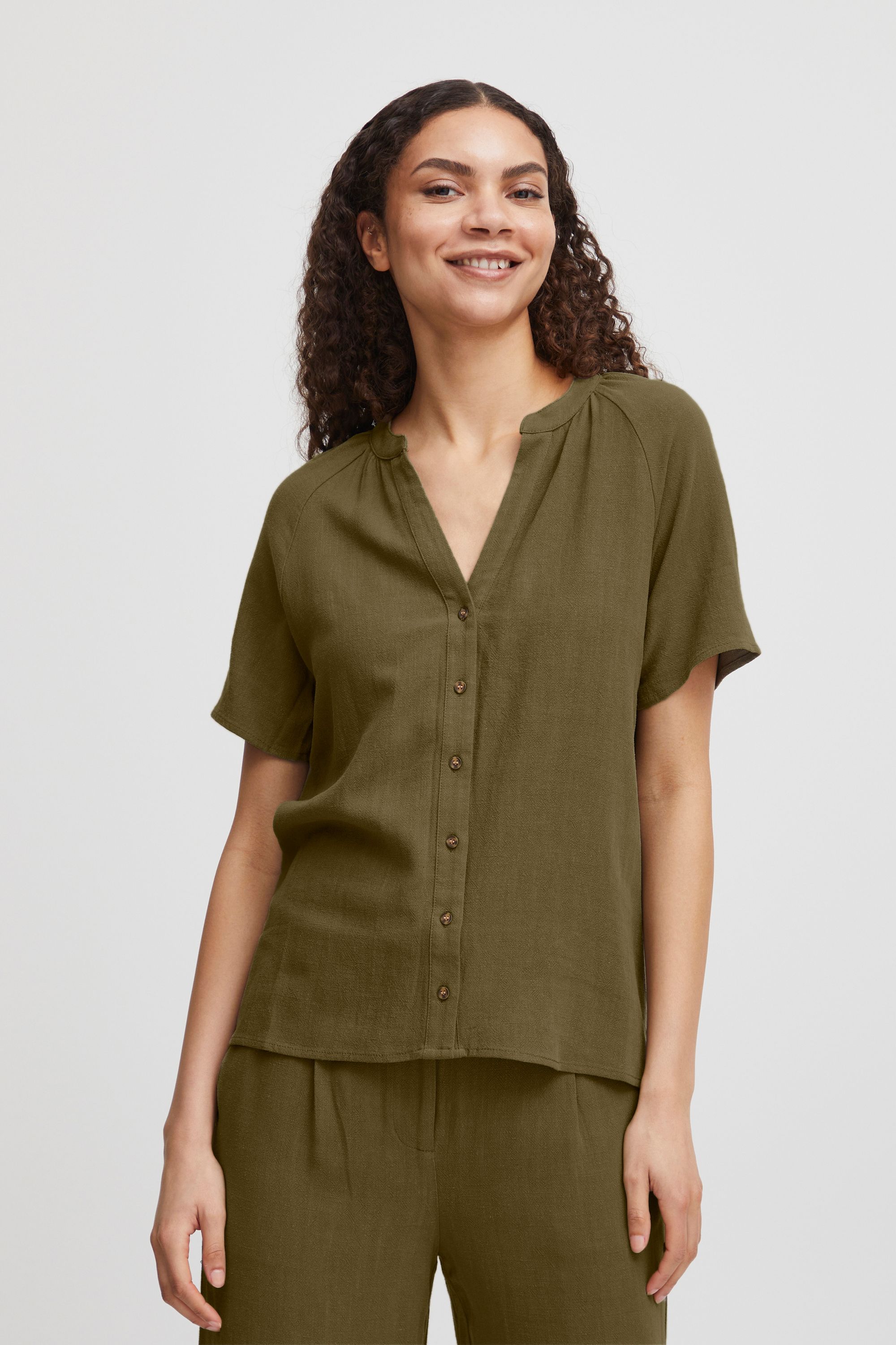 

Блуза b.young Kurzarm BYJOHANNA BLOUSE, зеленый