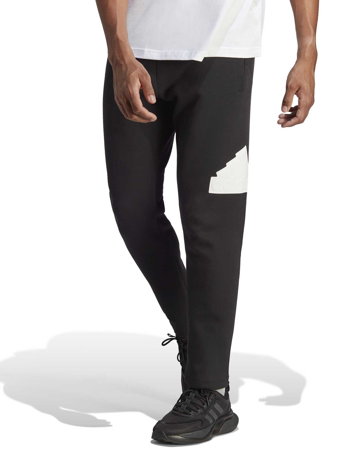 

Спортивные брюки Adidas Sportswear Future Icons Badge of Sport, черный