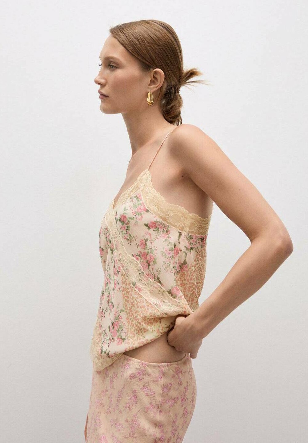 

Топ CUCA Mango, кремовый