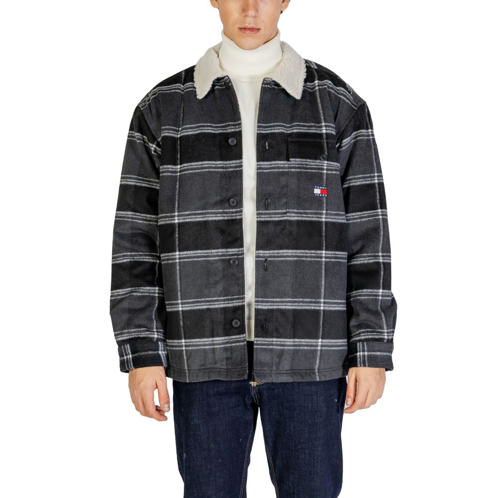 

Черная куртка из переработанного полиэстера Tommy Jeans