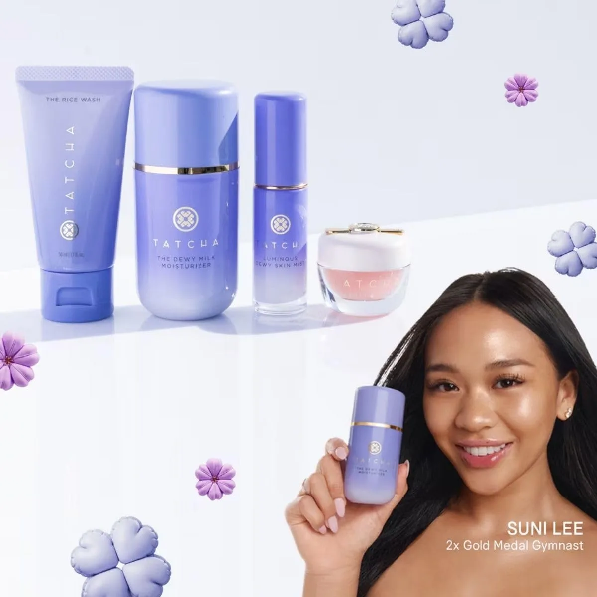 Любимые средства TATCHA Suni Lee для упругой кожи: увлажняющий крем Dewy Milk и маска для губ Kissu, а также дорожный набор для умывания с рисом и спрей для лица Dewy Skin Mist. — фото 2