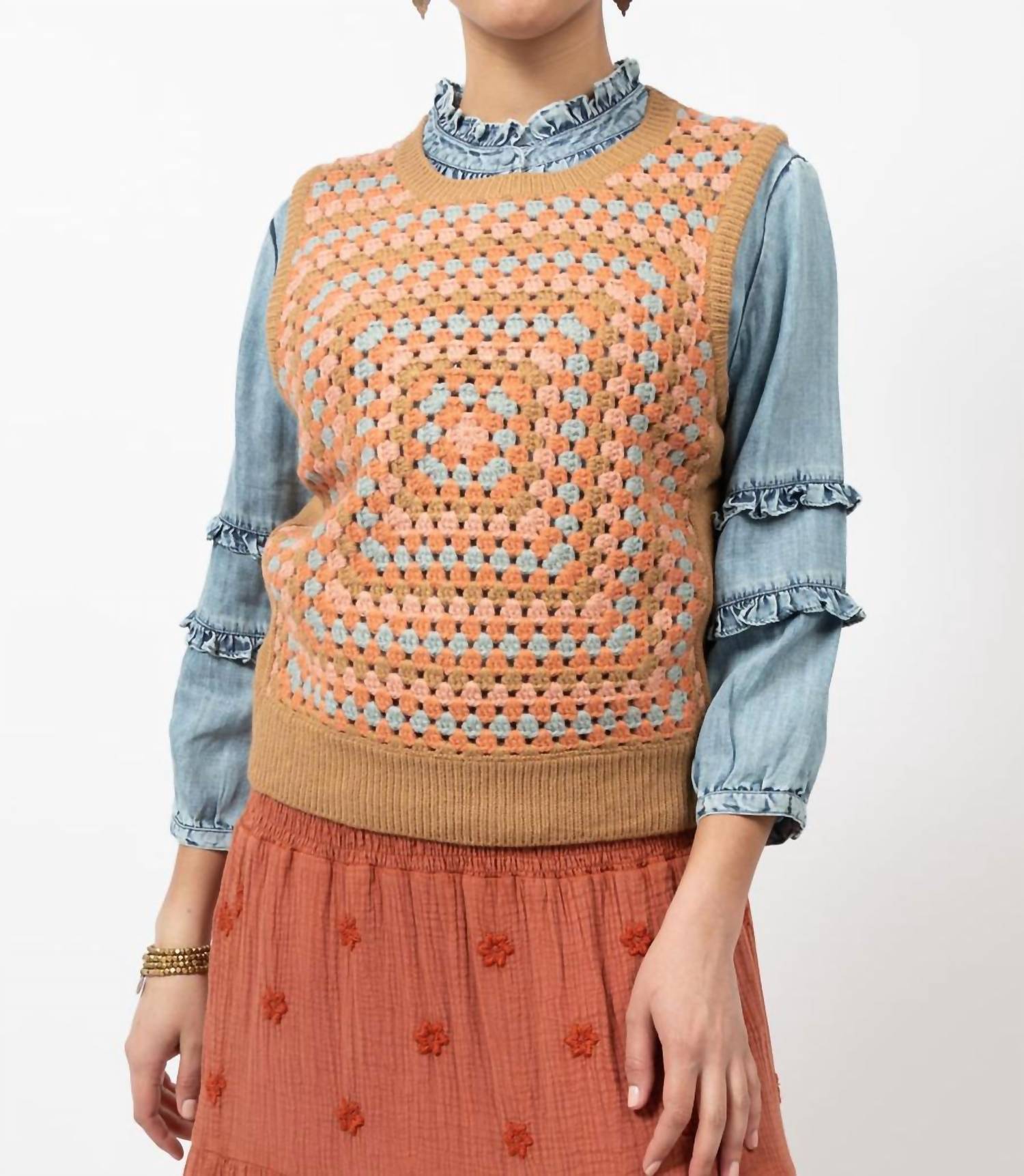 

Жилет свитера Granny Square цвета Camel Ivy Jane