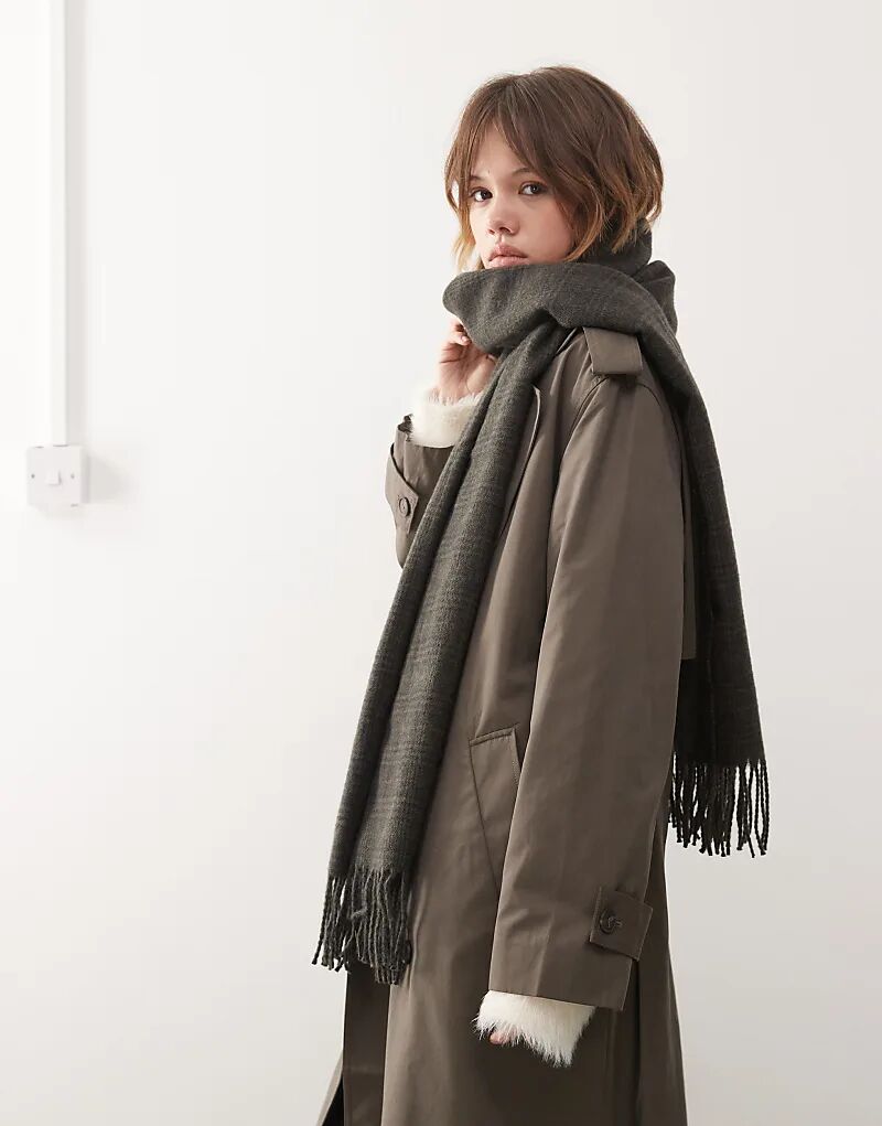 

Премиальный шарф Weekday большого размера в серую клетку