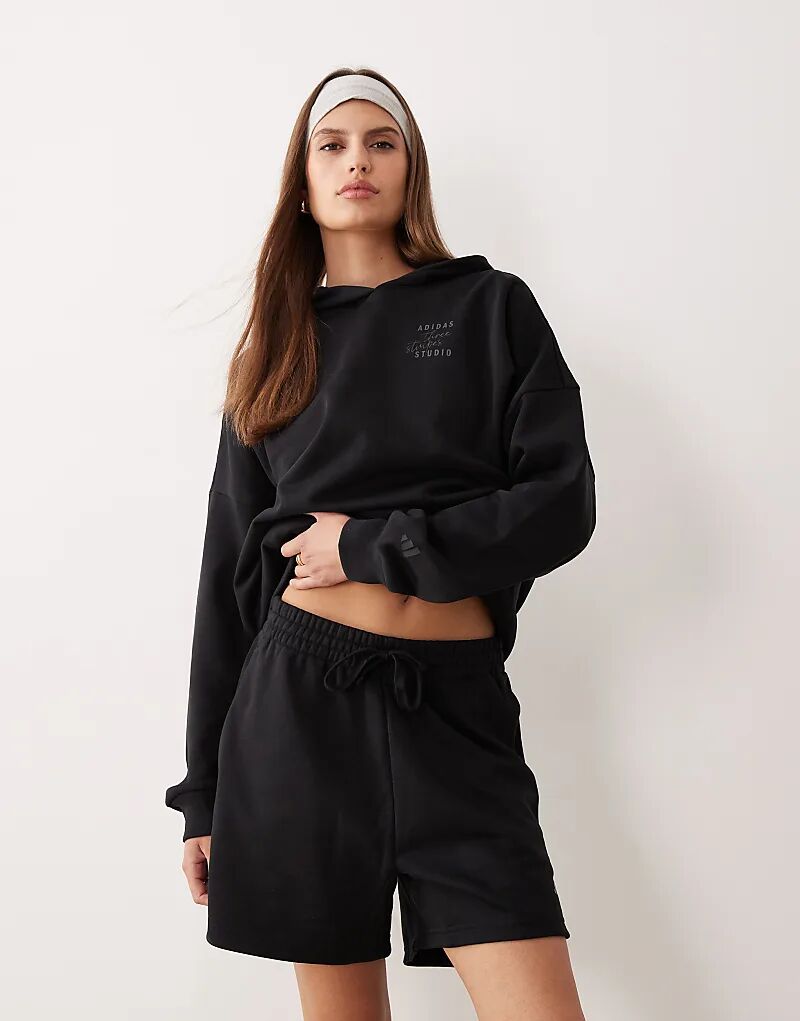 

Джерси-шорты Adidas Performance Three Stripes Studios черного цвета