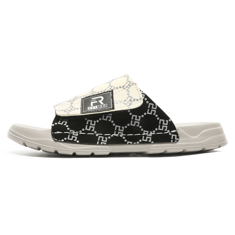 

PLAY COBBLER Скользоустойчивые мужские шлепанцы-слипоны белые, цвет White