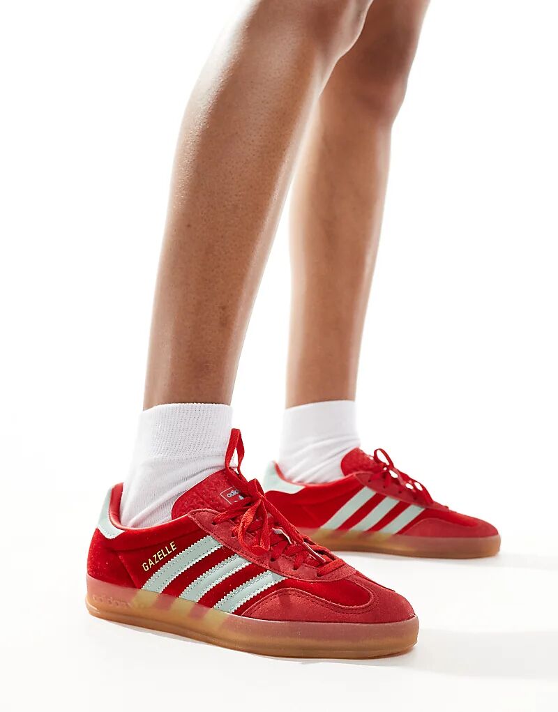 Кроссовки Gazelle Indoor из красного и синего бархата adidas Originals