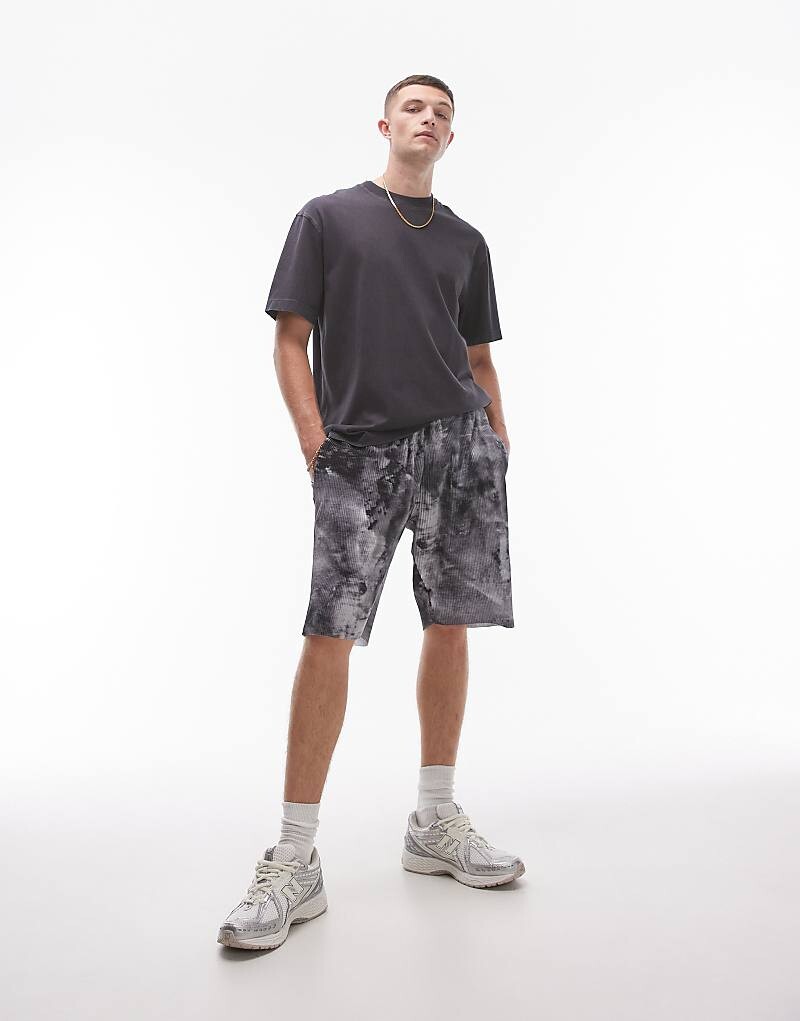 

Topman – Серые шорты со складками оверсайз с узором