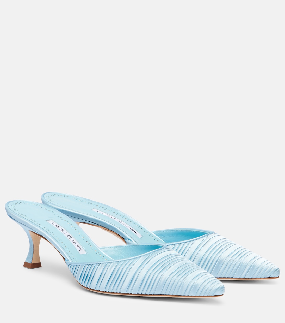 Кариолин 50 атласные шлепанцы Manolo Blahnik, 994A Yoth